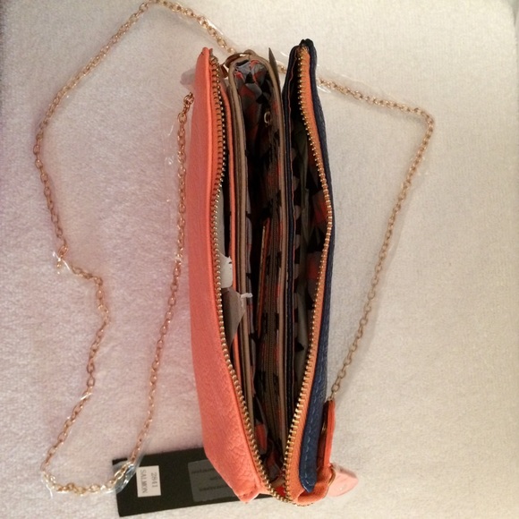 🌈NWT Street Level 3-in-1 TriColor Crossbody Bag🌈 - Picture 4 of 8